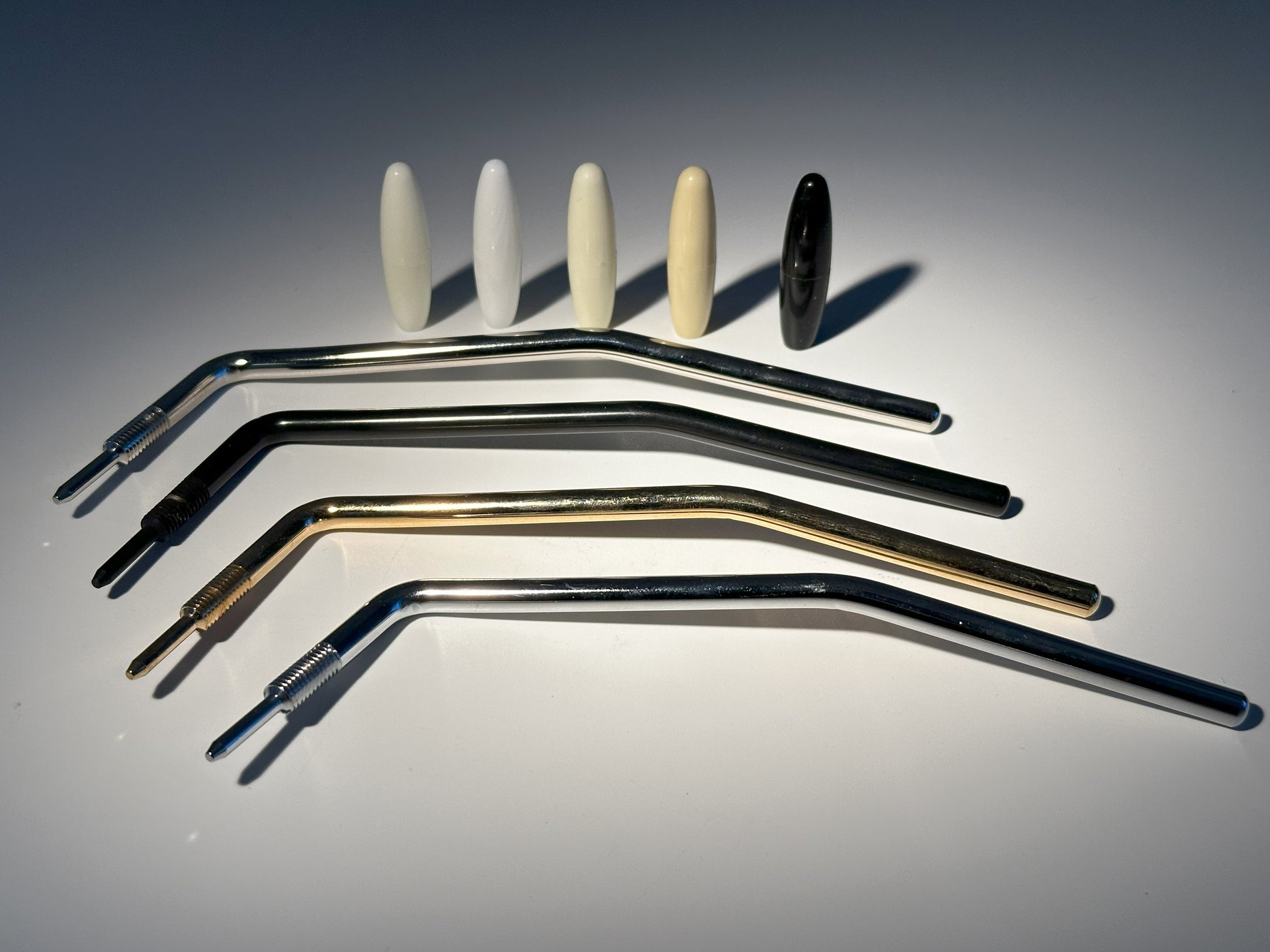 
Tremolo Arm w/ Plastic Tip