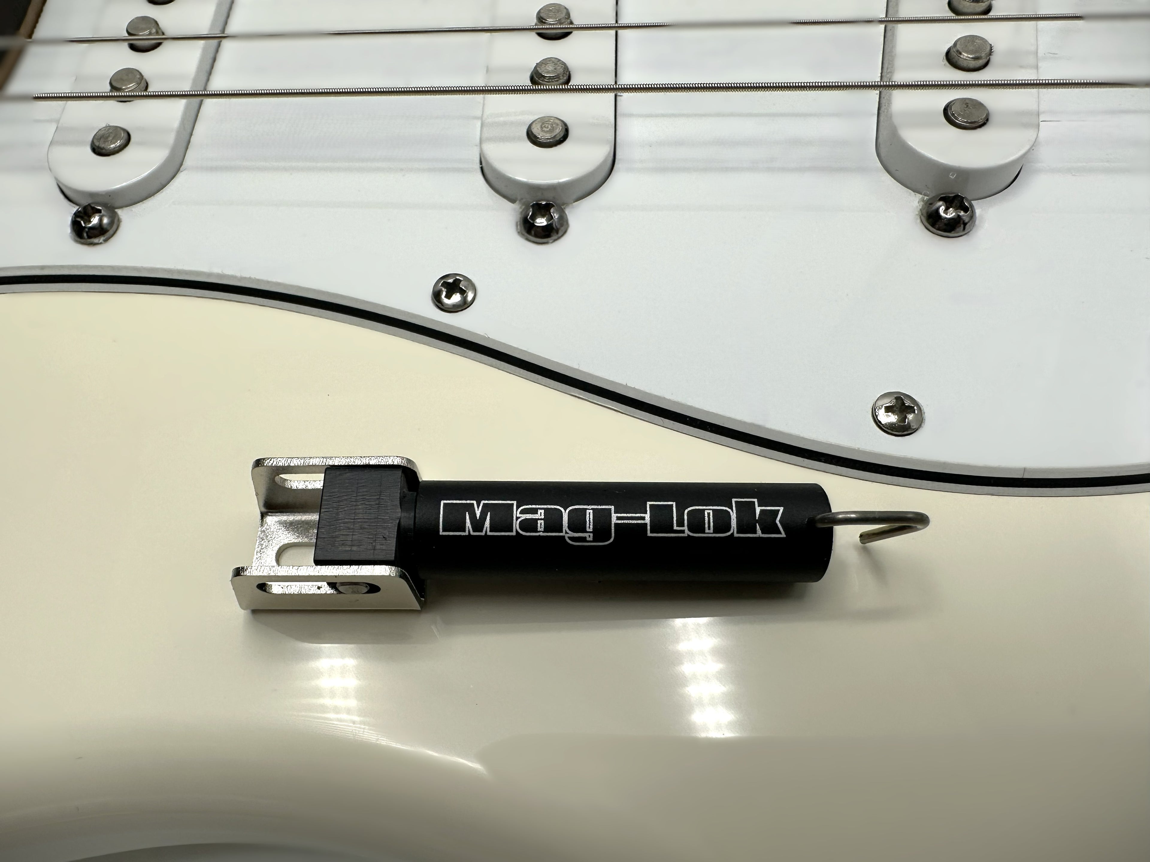 Floating Tremolo Systems for Strat & Tele Guitars | SuperVee Floating Tremolo Systems for Strat & Tele Guitars | SuperVee